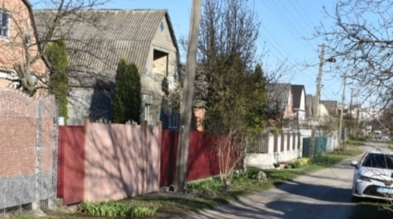 Смертельний конфлікт у Фастові: чоловік ударив знайомого ножем у шию