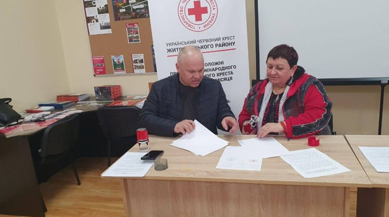 Громади Херсонщини розширюють співпрацю для підтримки переселенців у Житомирі