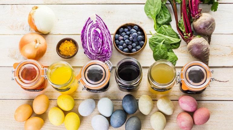 Як пофарбувти яйця натуральними продуктами