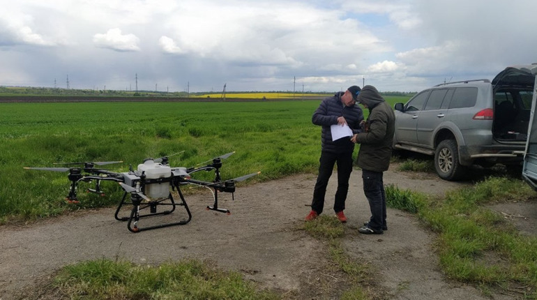 На Городоччині у восьми селах кропитимуть поля. Коли і де саме?