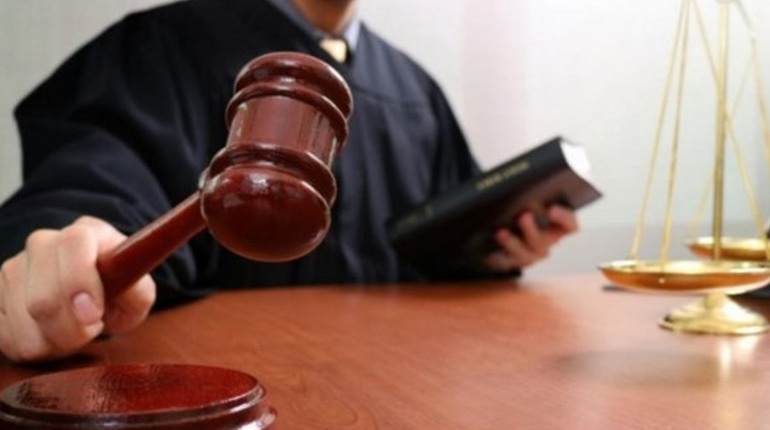 Незаконно переправляв чоловіків за кордон: суд наклав арешт на нерухомість пенсіонера в Дрогобичі