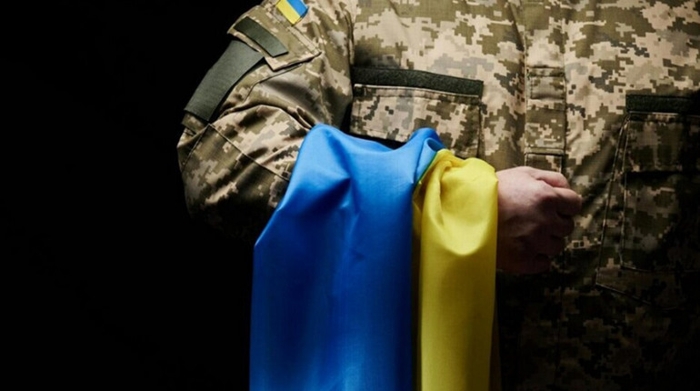 Міноборони нагадує про відповідальність за незаконне носіння військової форми