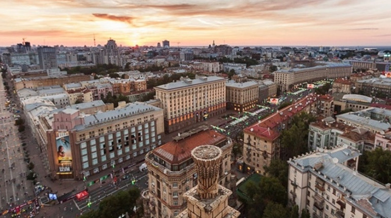 Скільки районів у Києві і як вони називаються