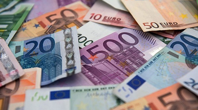 Євро б’є рекорди: що відбувається з курсом валют в Україні