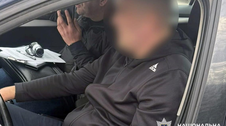 Шахрайство на війні: зловмисник ошукав військовослужбовця та сестру безвісти зниклого на 300 тисяч