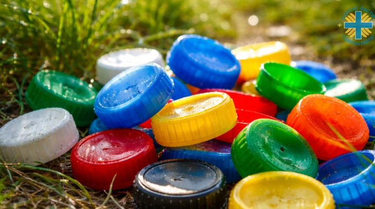 Пластикові кришечки заради допомоги: благодійний збір від Карітас Фастів