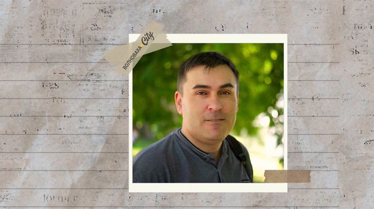 "В окопах атеїстів немає" — переселенець з Волновахи створив застосунок "Цифровий капелан"