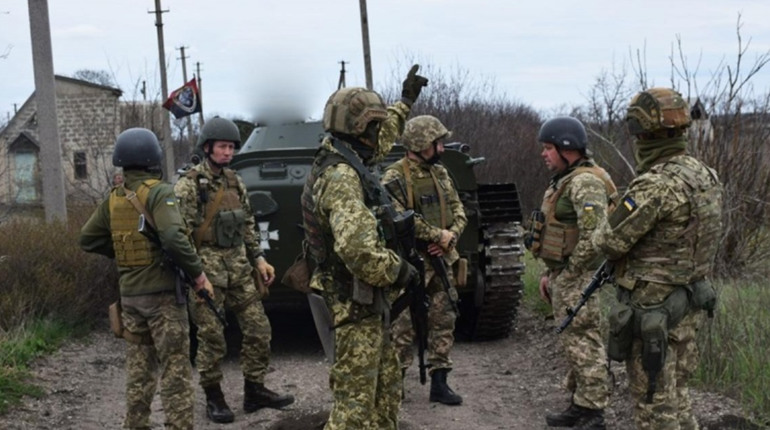 3 травня: День піхоти Збройних сил України та інші події, свята, дати, народні прикмети