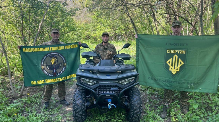 Курилівська громада передала військовим два квадроцикли