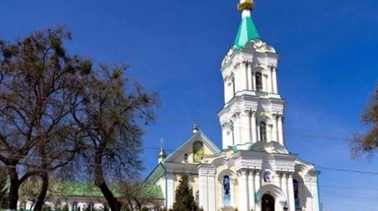 Монастир у Кременці мають повернути державі — рішення суду