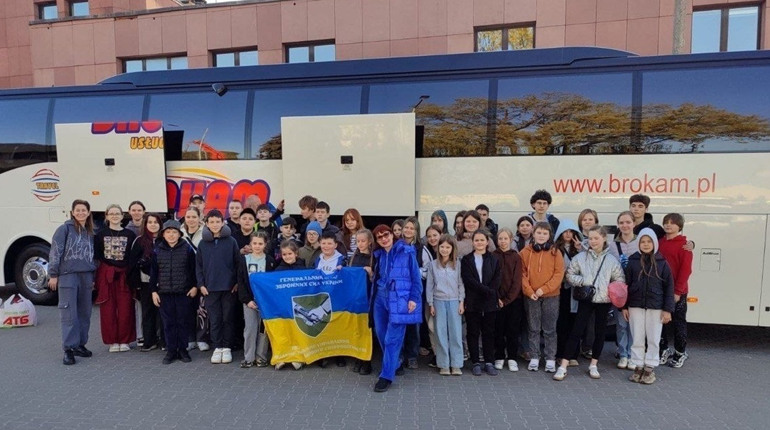 Діти з Херсонщини вирушили на відпочинок до Королівства Данії