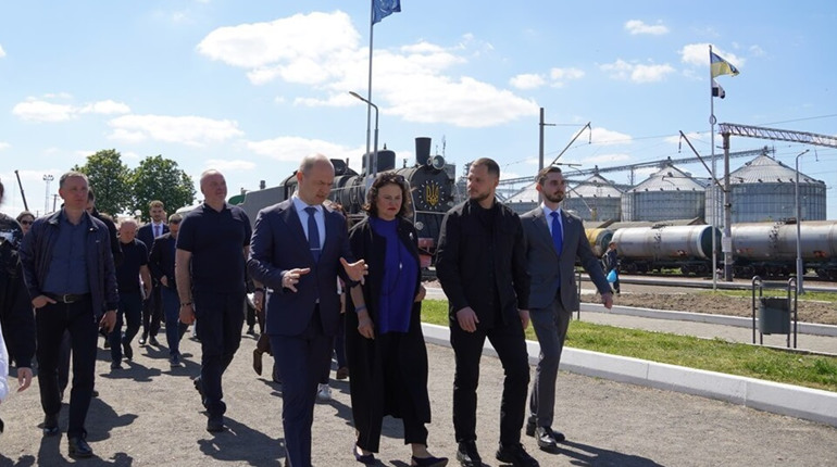 День Європи у Фастові: пам’ять про Героїв, підтримка родин військових та сила культури