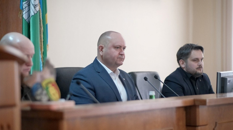 Обласна рада консолідує зусилля для підтримки фронту та громад