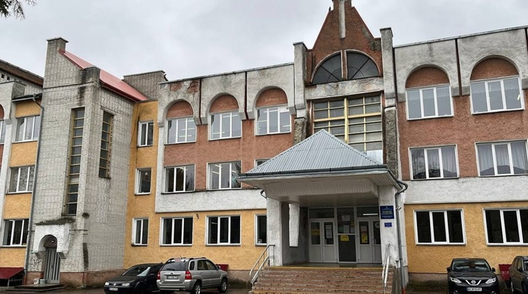 Наочно досліджують сонячну енергетику: як працює філія ДонНТУ у Дрогобицькому науковому ліцеї