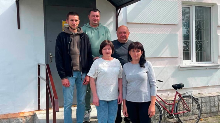 Пошта в Корюківці переїхала з автостанції в нове приміщення. Як облаштувалися на новому місці