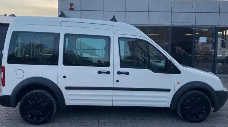 Розбірка Ford Transit: як знайти надійні вживані деталі для робочого авто