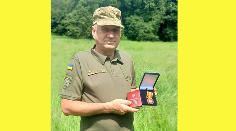 Захисника з Халчі Миколу Мушту нагородили медаллю «Хрест ракетних військ артилерії»