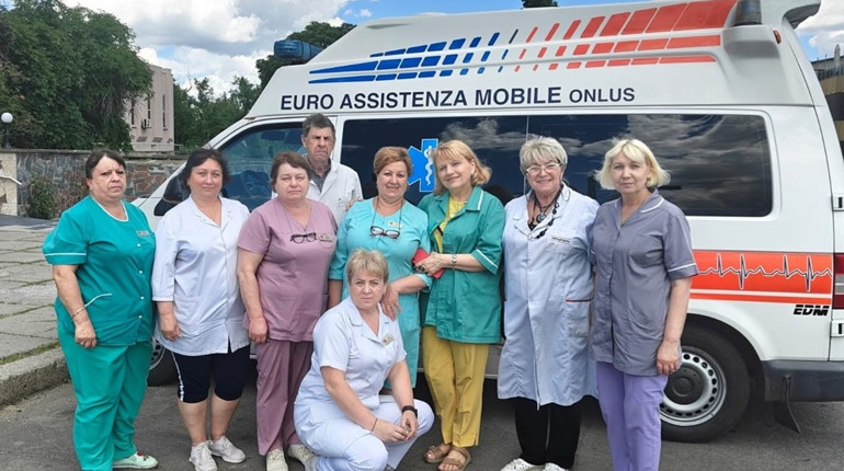 У Миколаєві відбулася донорська акція для переселенців з Херсонщини