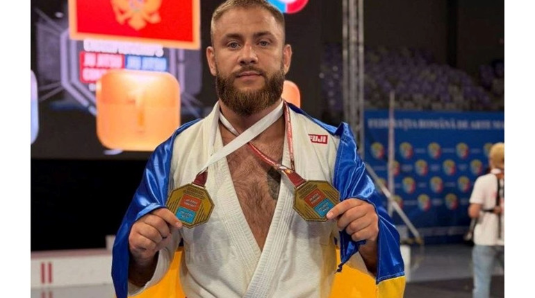 Фастівчанин Іван Кучерявий став срібним призером Чемпіонату світу з джиу-джитсу серед ветеранів