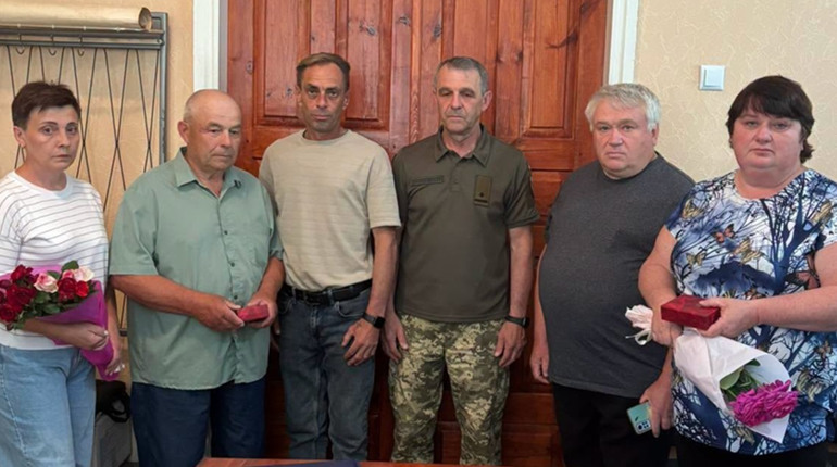У Лютенській громаді передали державні нагороди родинам загиблих військових