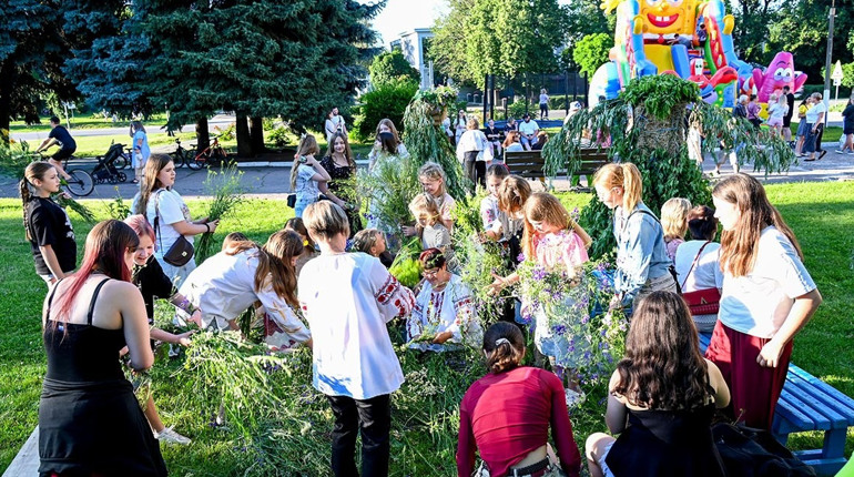 У Кагарлику святкували Купала: хороводи, майстерки, фотозони та кіно просто неба