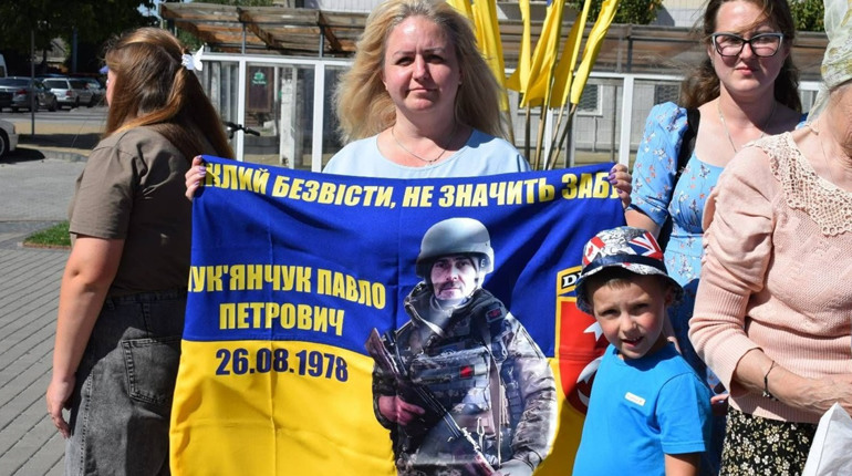 «росіяни роблять, що хочуть». Звягелянка Ольга Лук'янчук – про зниклого чоловіка, списки Вагнера та