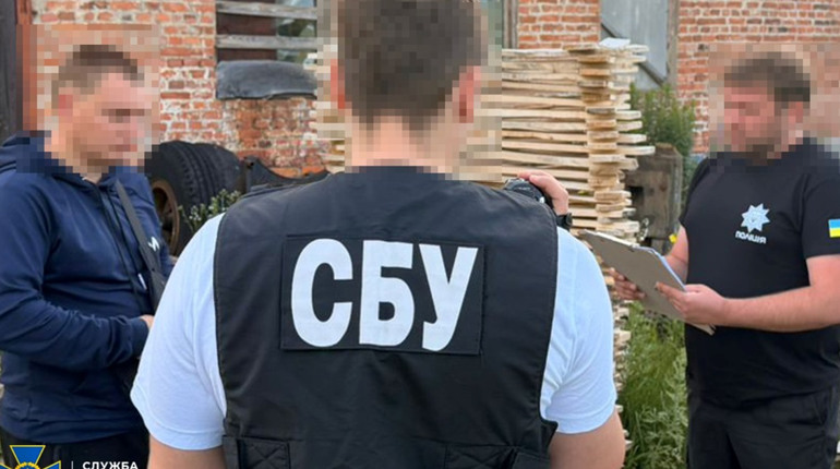 СБУ та Нацполіція викрили на Чернігівщині ділка, який привласнив понад 7 млн грн грантових коштів