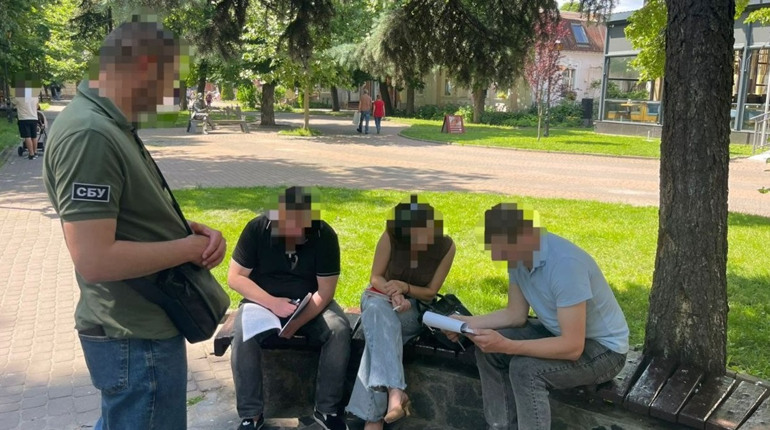За матеріалами СБУ державному реєстратору повідомили про підозру у службовій недбалості