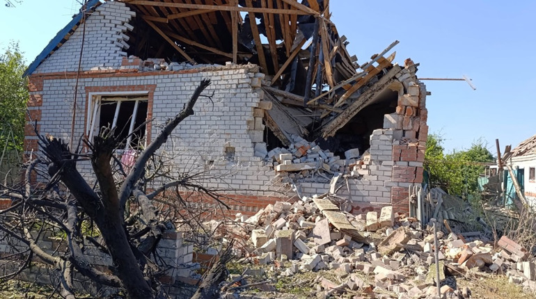 Удар по Шевченковому забрав життя людини – громаду атакували КАБи та дрони
