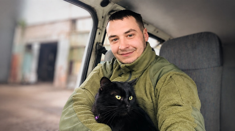 У пам'ять про загиблого десантника Андрія Вільчинського дружина відкрила збір для 80-ї бригади