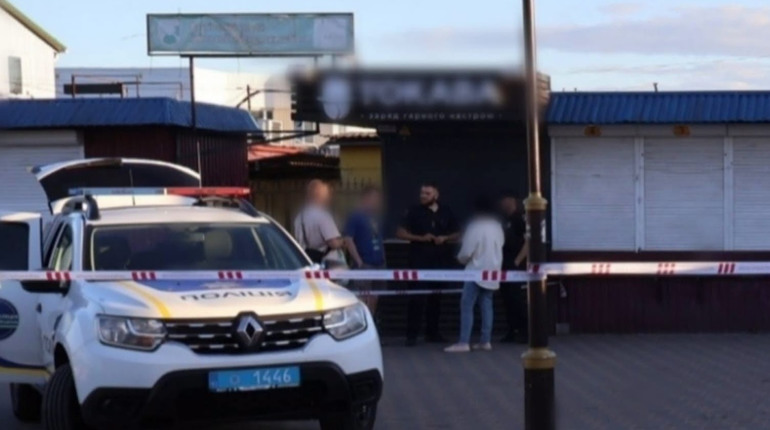 У Фастові чоловік під час застілля вдарив знайомого ножем у живіт