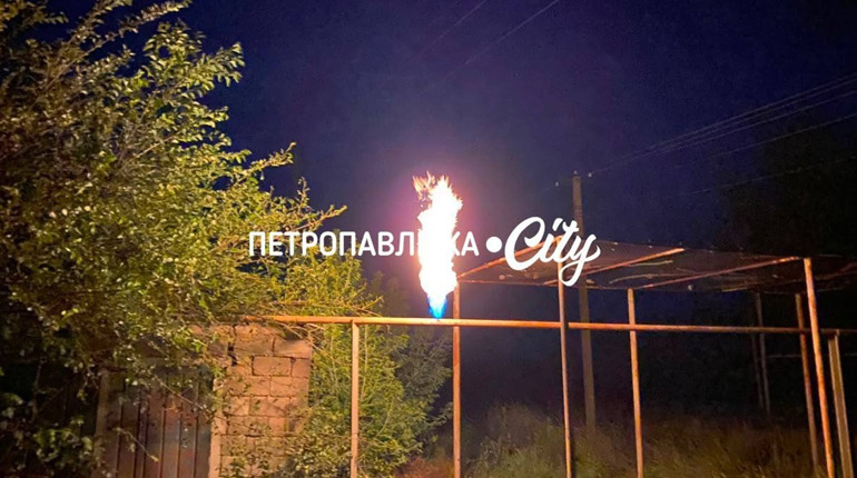 У селі Троїцьке ворожий дрон пошкодив газогін: є поранені