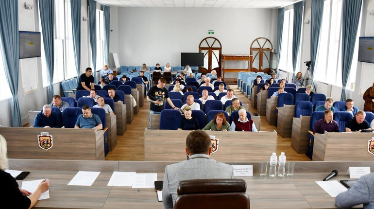 ВІДПОВІДАЛЬНІ РІШЕННЯ В ІНТЕРЕСАХ ГРОМАДИ