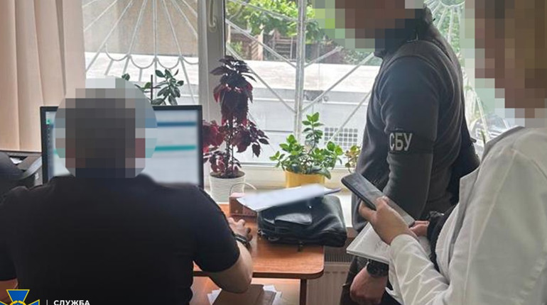 Схема з інвалідністю на Житомирщині: лікаря взяли під варту