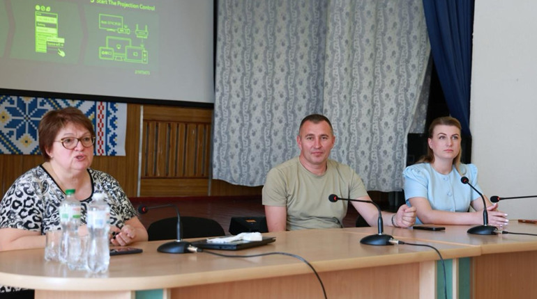 На Хмельниччині перевірили, як розвивається система психічного здоров’я: що обговорили