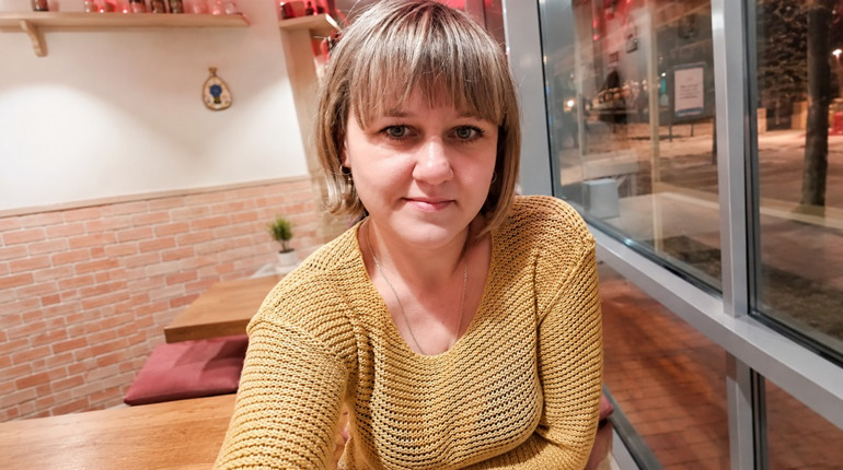 Євгенії Богачук із Первомайська потрібні ліки та генетичні дослідження: родина просить про допомогу