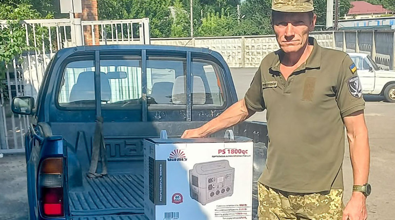 Зарядна станція для військових від фермерів і підприємців Кагарличчини