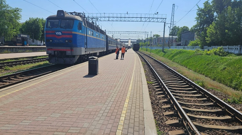 Посилення контролю за безквитковими пасажирами на поїздах приміського сполучення