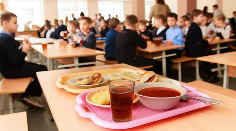 У Гадяцькій громаді всі школярі отримуватимуть безкоштовне гаряче харчування з 1 вересня