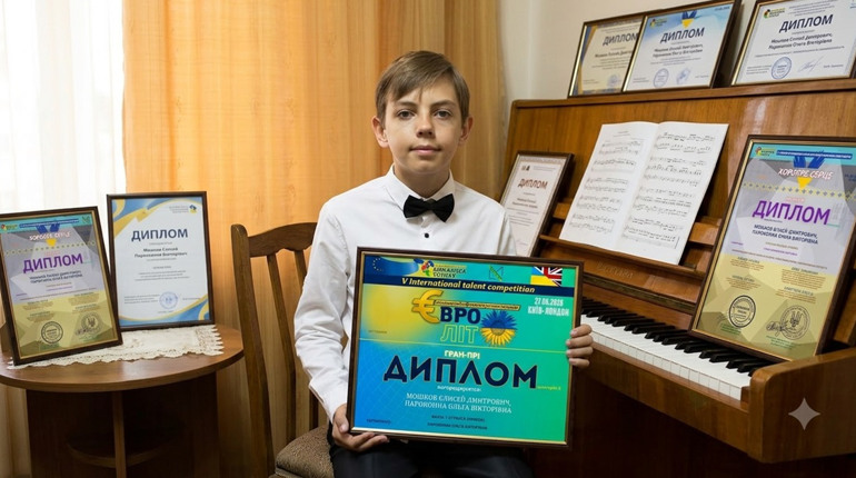 Подвійна перемога: фортепіанний дует Південноукраїнської школи мистецтв виборов два Гран-прі