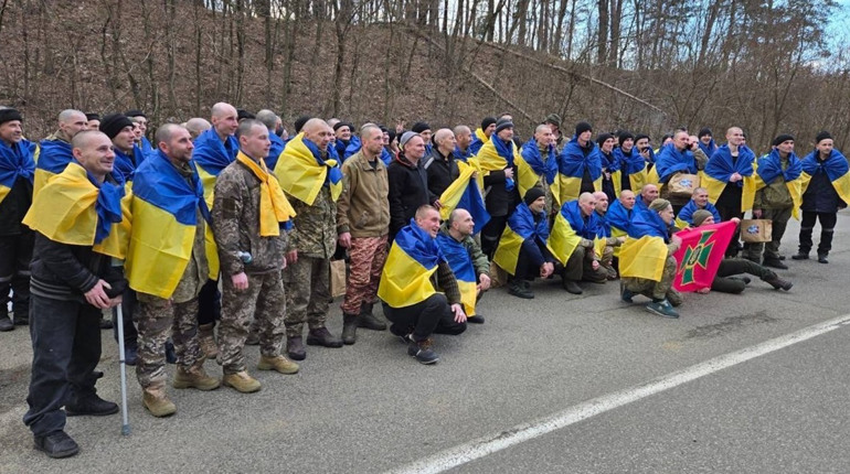 З полону росіян повернули чотирьох бійців із Сарненського району