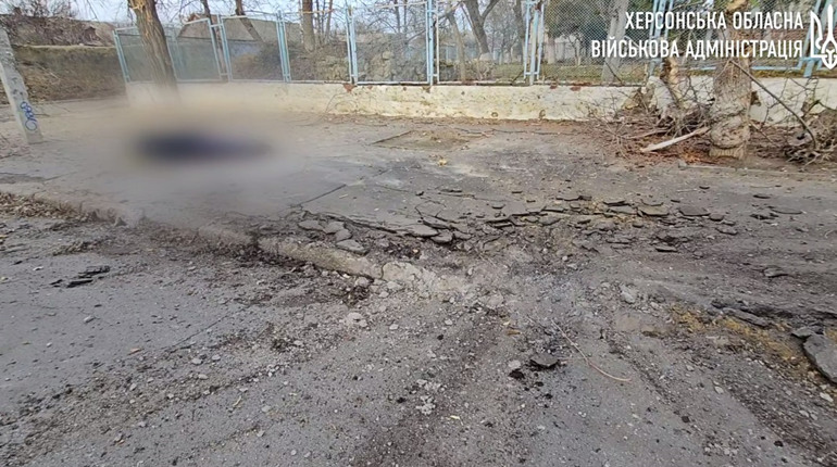 За добу армія рф здійснила більше 100 обстрілів Херсонщини: 3 людини загинули, 7 — поранені