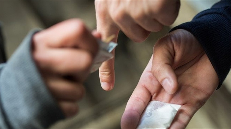 42-річного мешканця Нетішина засудили за збут «метадону» та «димедролу»