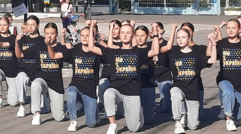 «На хвилях творчості» - у Вараші ЦДЮТ скликав друзів. Це - традиційний фест