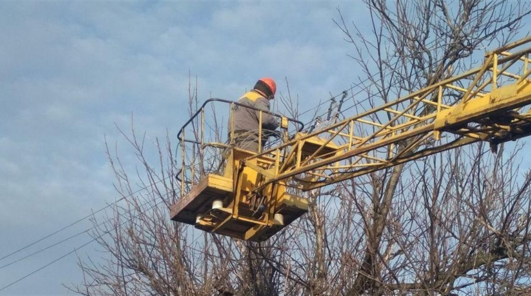 В понеділок та вівторок у селах Фастівської громади не буде світла: де саме ремонтуватимуть мережі