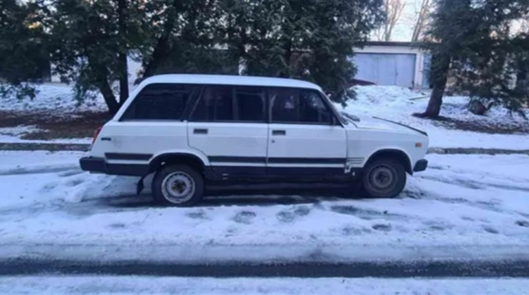 У Глухові на аукціон виставили службовий автомобіль Пенсійного фонду