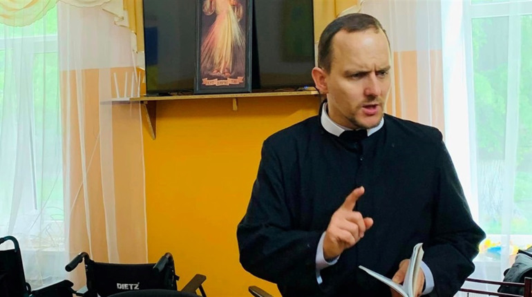 В Бар з Херсону із триденним церковним візитом завітав отець Пахомій, відомий в Україні монах