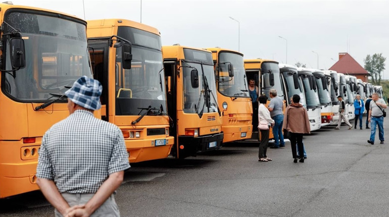 Пасажирські автобуси передали на Закарпаття. Частину з них спрямують на деокуповані території