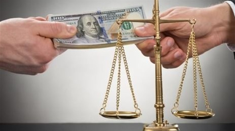 Гучні справі, ріст цін, інфляція