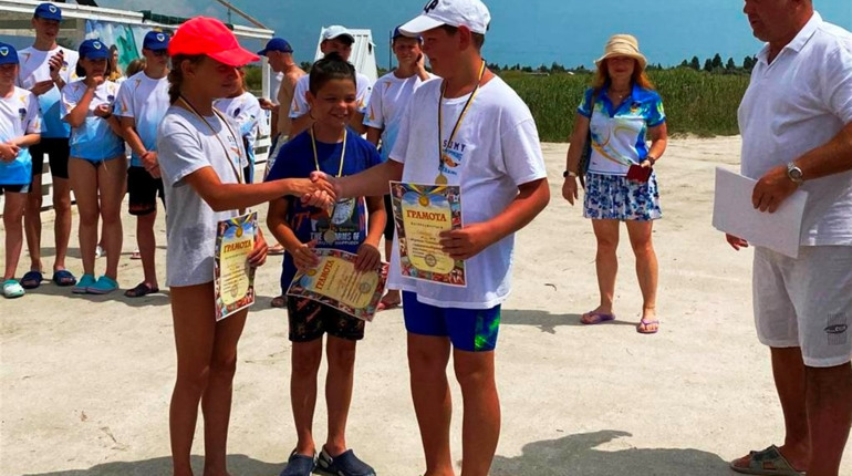 На Арабатській Стрілці відбувся Чемпіонат Херсонської області з плавання на відкритій воді
